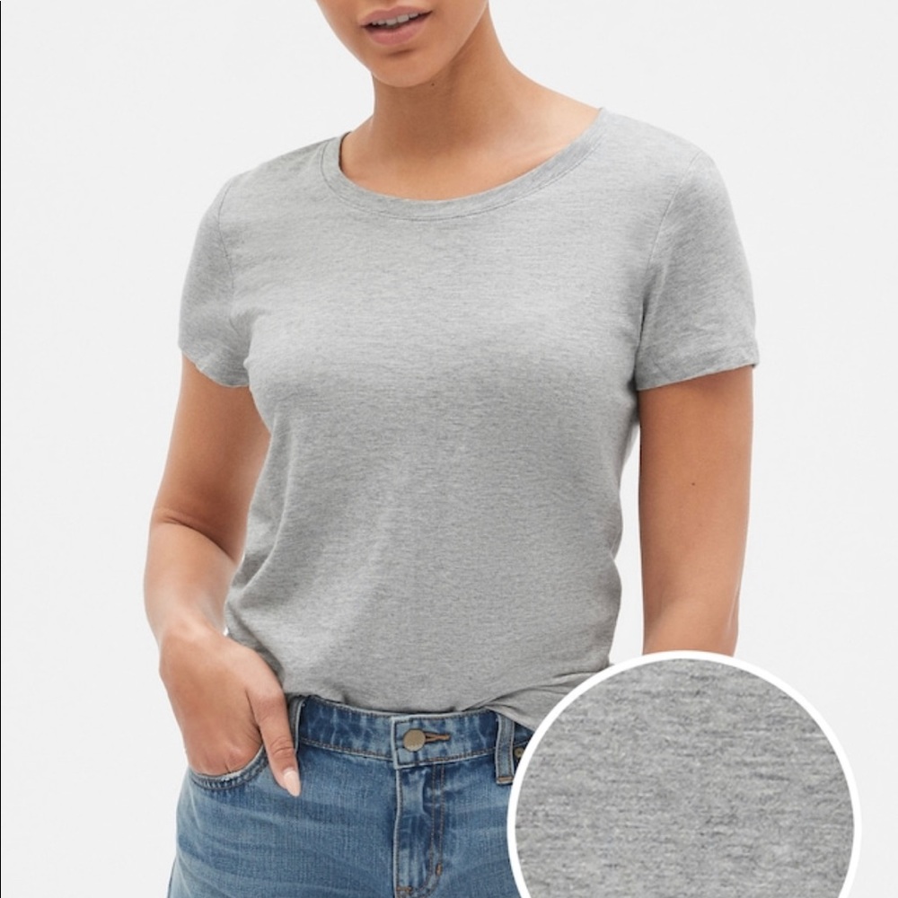 Gap grey t-shirt